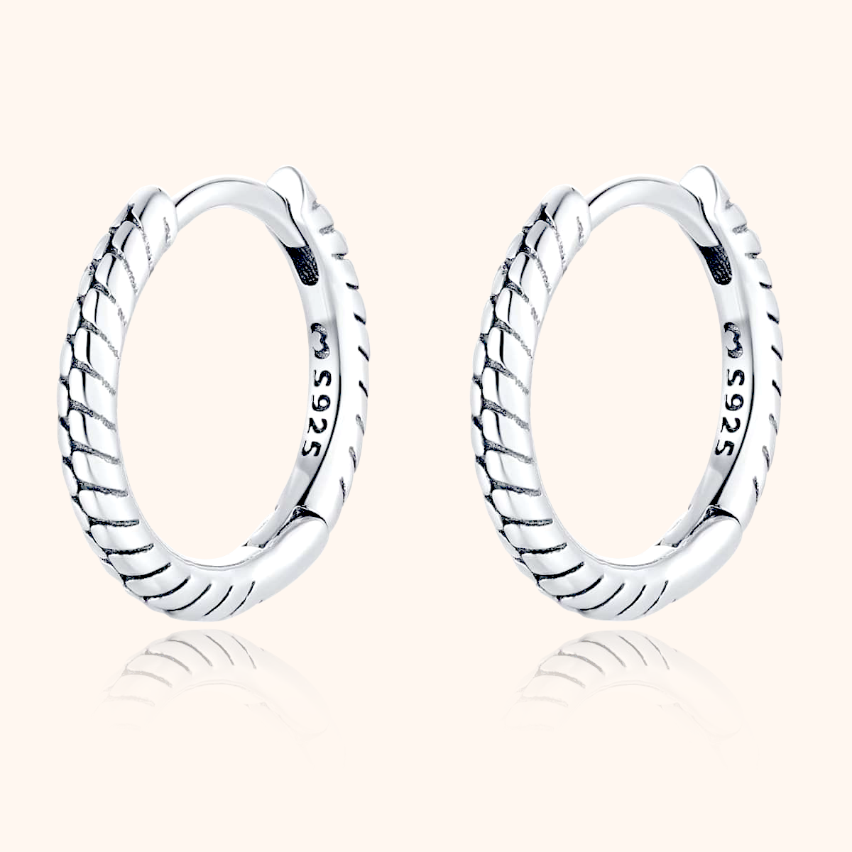 Lineare Ringe Ohrringe - Emily Schmuck