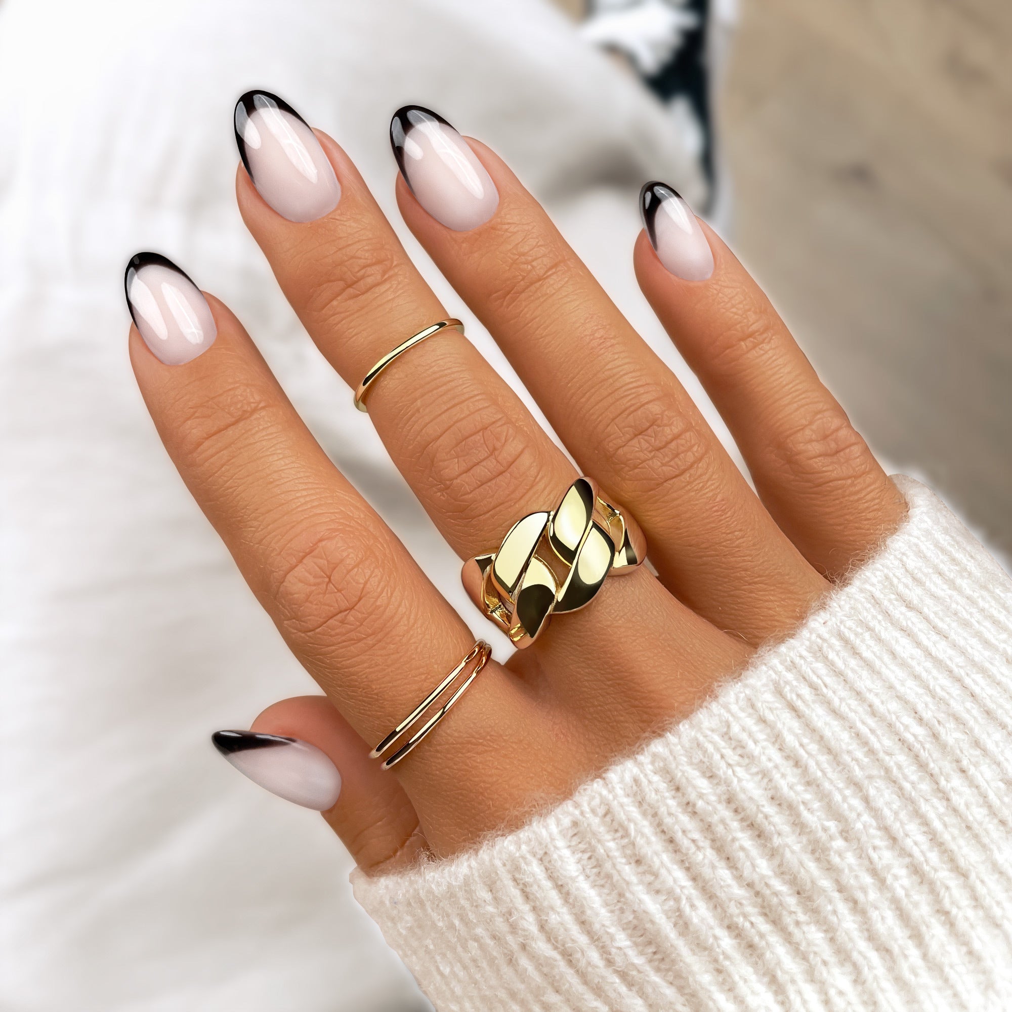 "LePetite" Midi Ring - Emily Schmuck