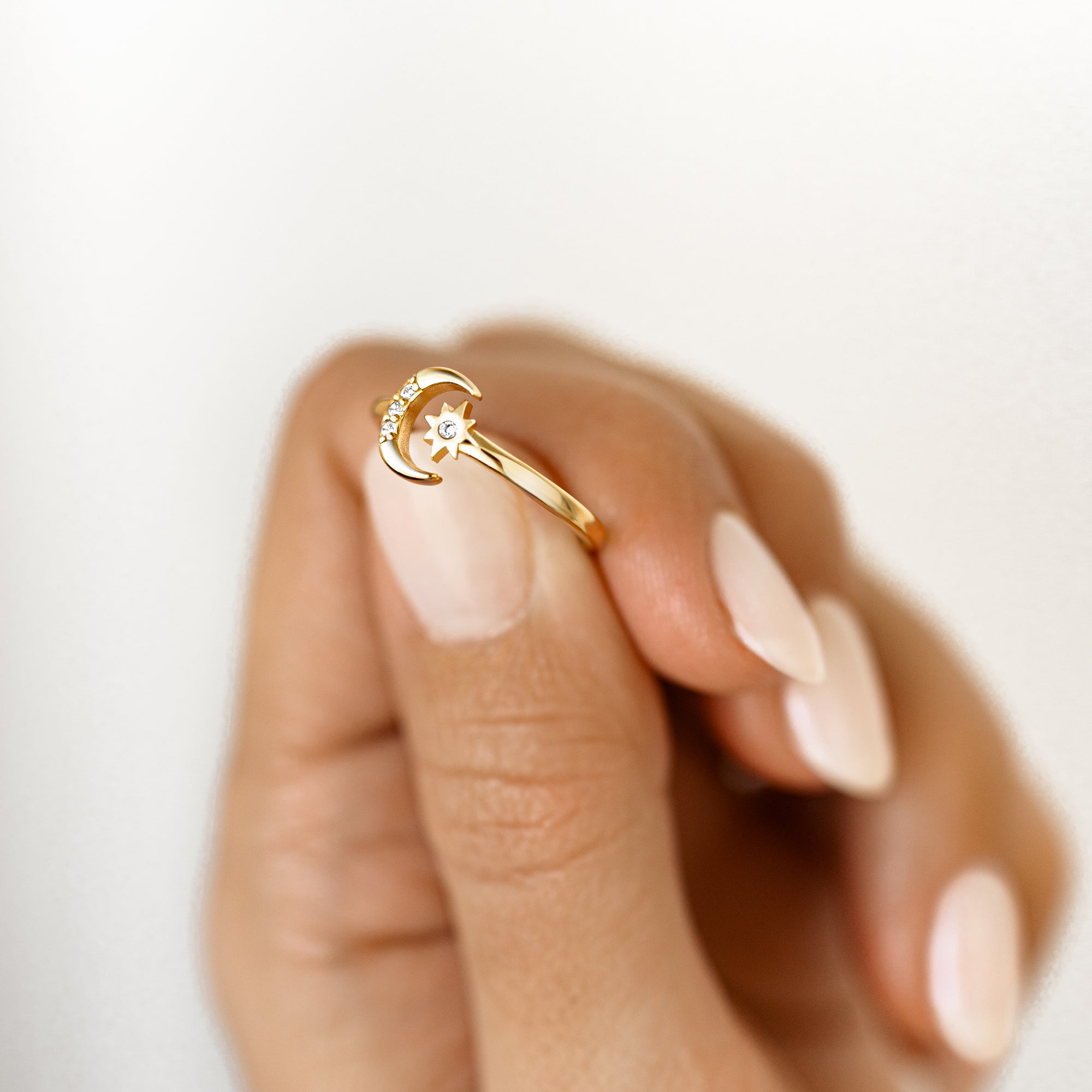 "Sterne und Mond" Ring - Emily Schmuck