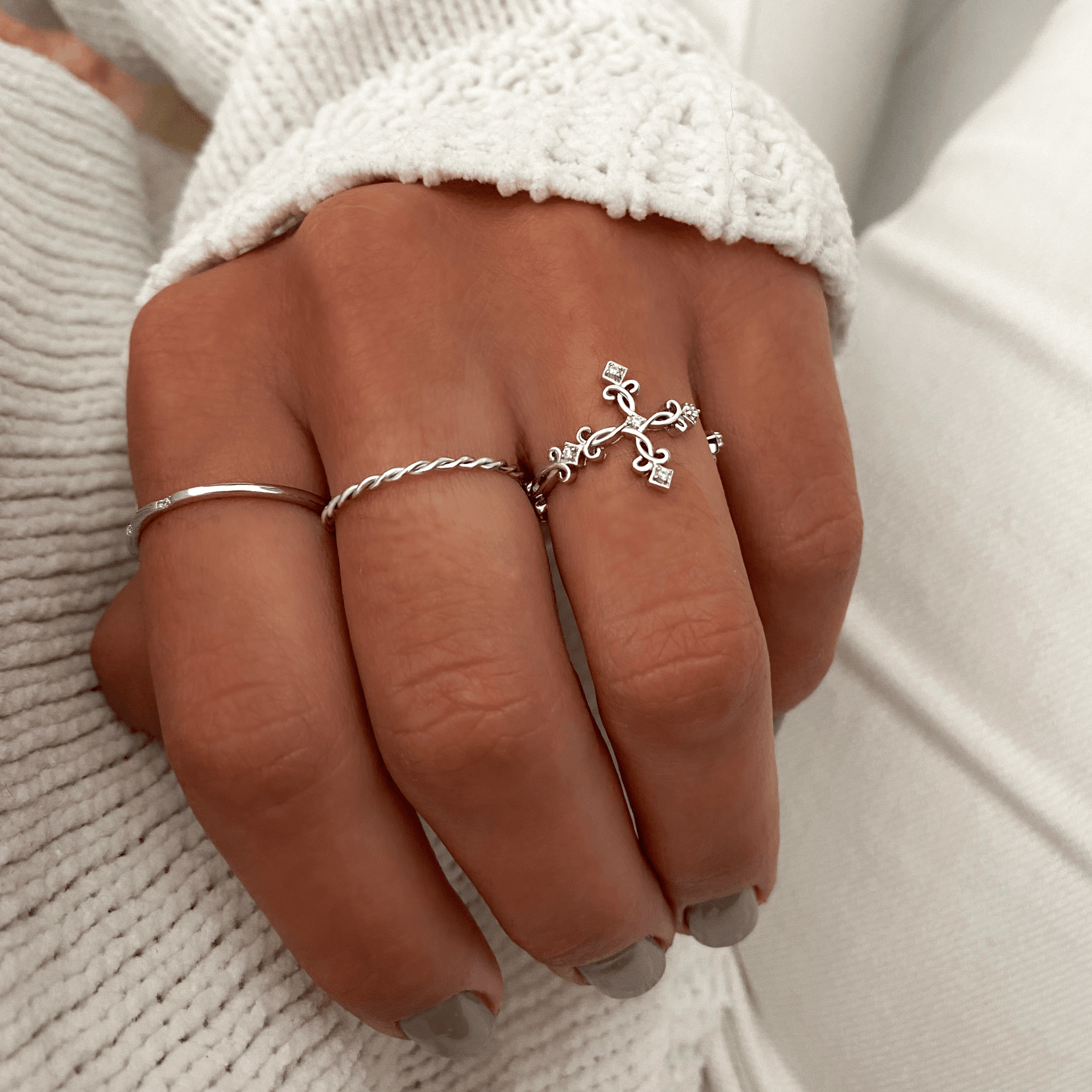 "Verdrillt" Ring - Emily Schmuck